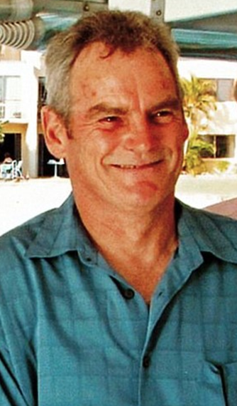 Headshot image of WALKER – Allan Lindsay