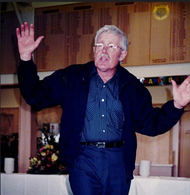 Headshot image of ROY – Geoffrey Alan