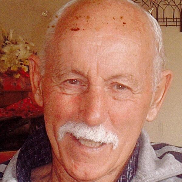 Headshot image of SOUTHERN – Bruce Francis