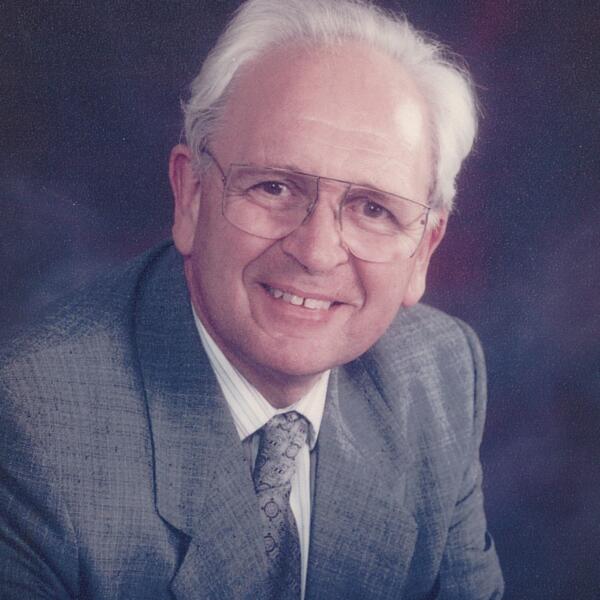 Headshot image of EDGAR – Gerald Thomas